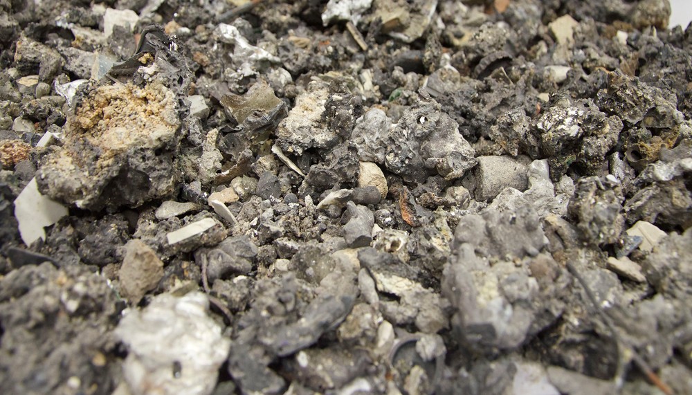 Entsorgen schlacke bottom ash